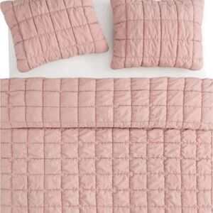 Luxurious King Puffy Blush Quilted Comforter Set
